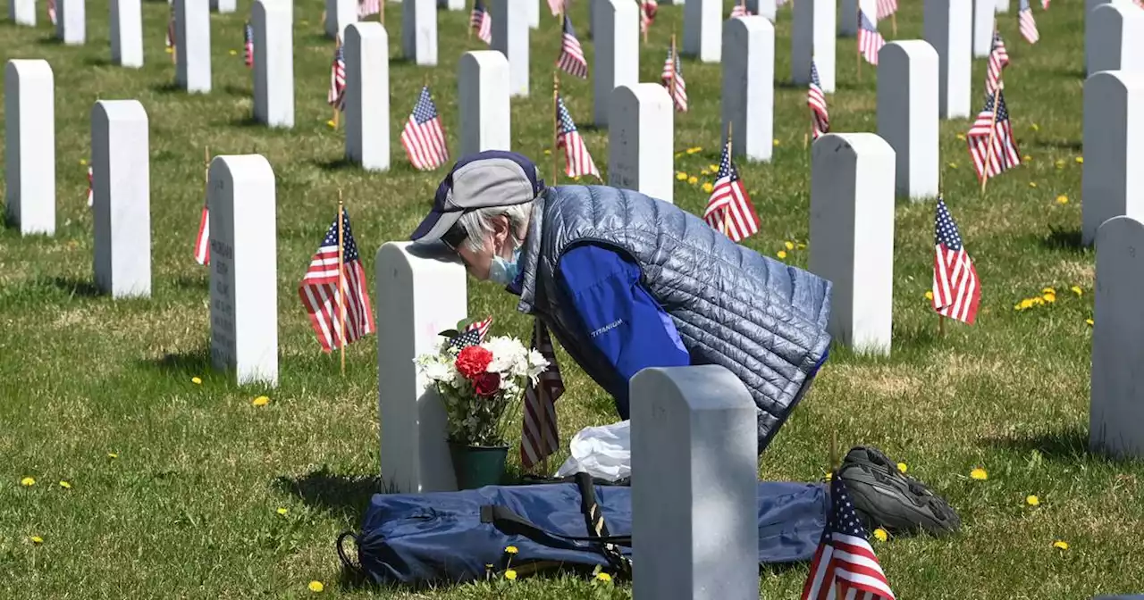 Photos: Memorial Day ceremony at Fort Richardson National Cemetery