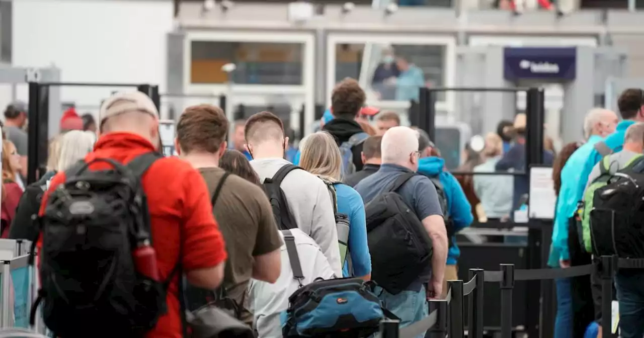 Canceled flights mar first weekend of summer for travelers