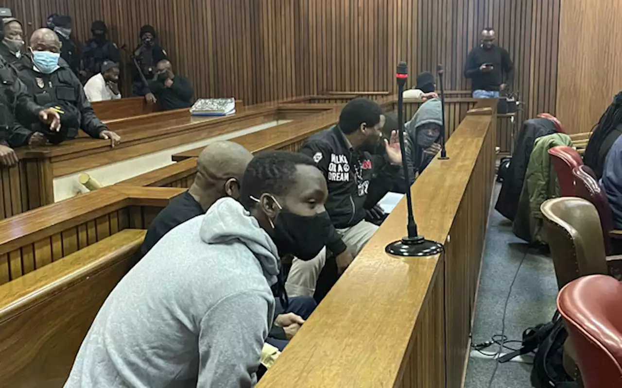 Potential contamination of Senzo Meyiwa murder scene was considered, court hears