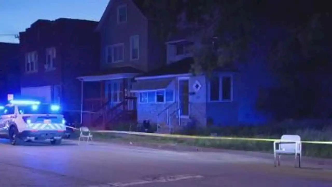 Chicago crime: 3 men wounded, 2 critically, in Burnside