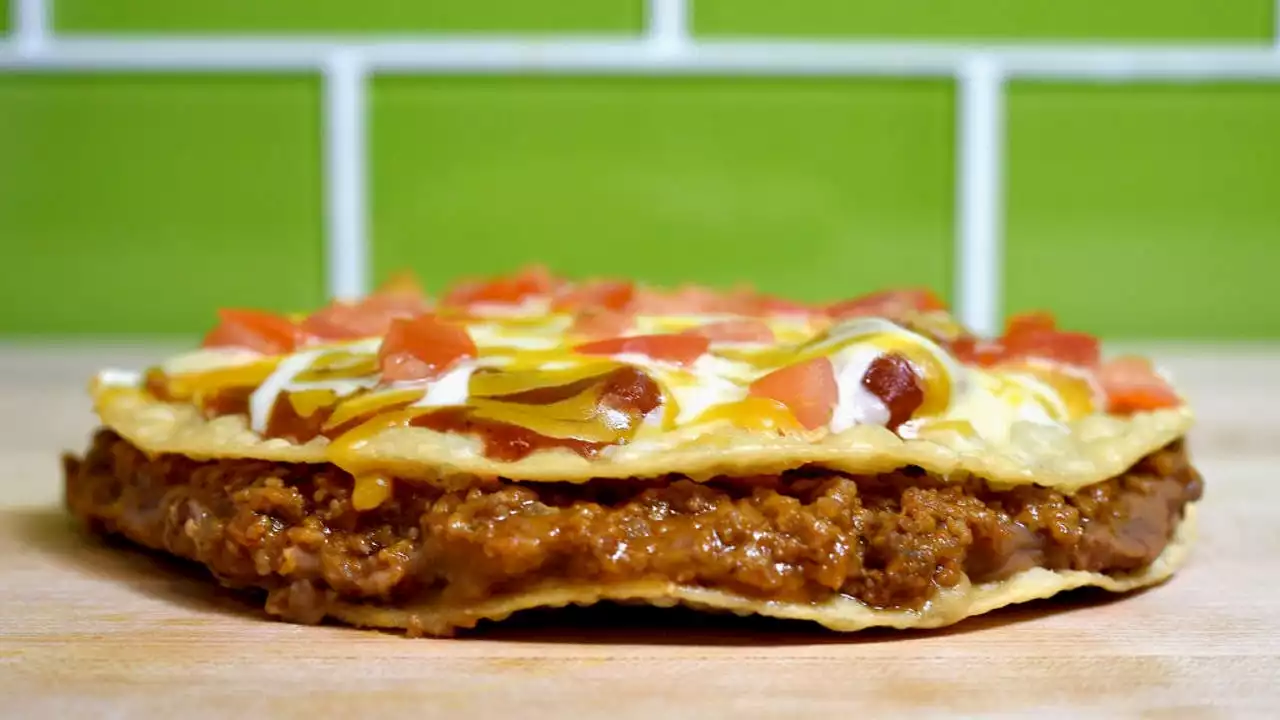 Taco Bell's Mexican Pizza already selling out at US locations