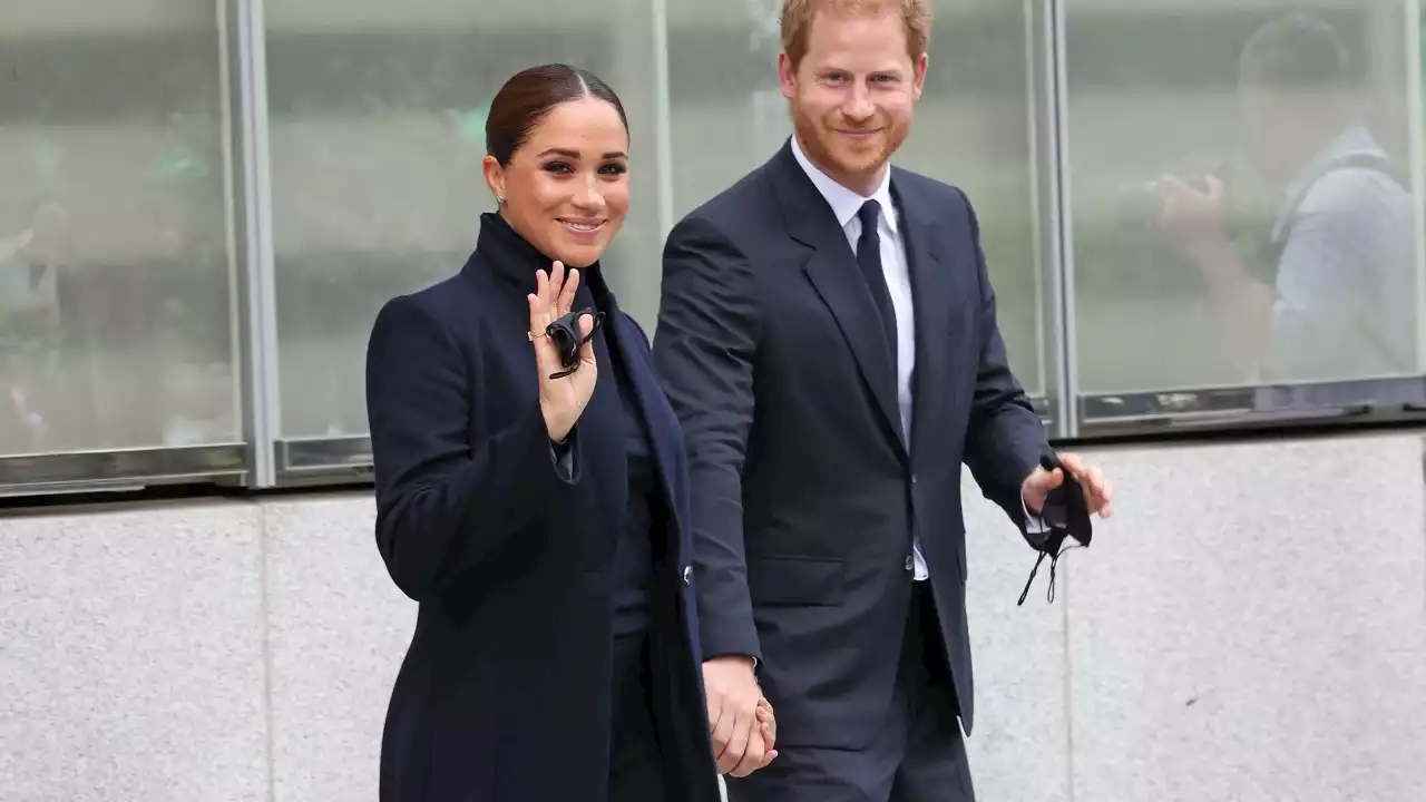 Queen's Platinum Jubilee 'will go to pieces' if Meghan and Harry turn up with Netflix crew