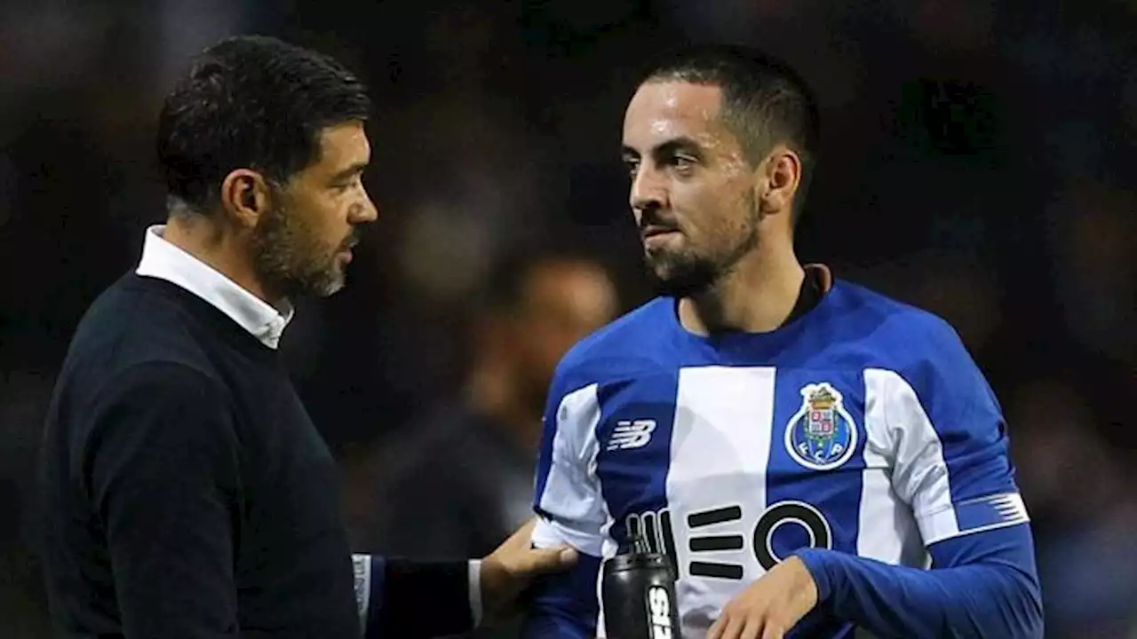 Sérgio Conceição teve 'reforço' no treino (FC Porto)