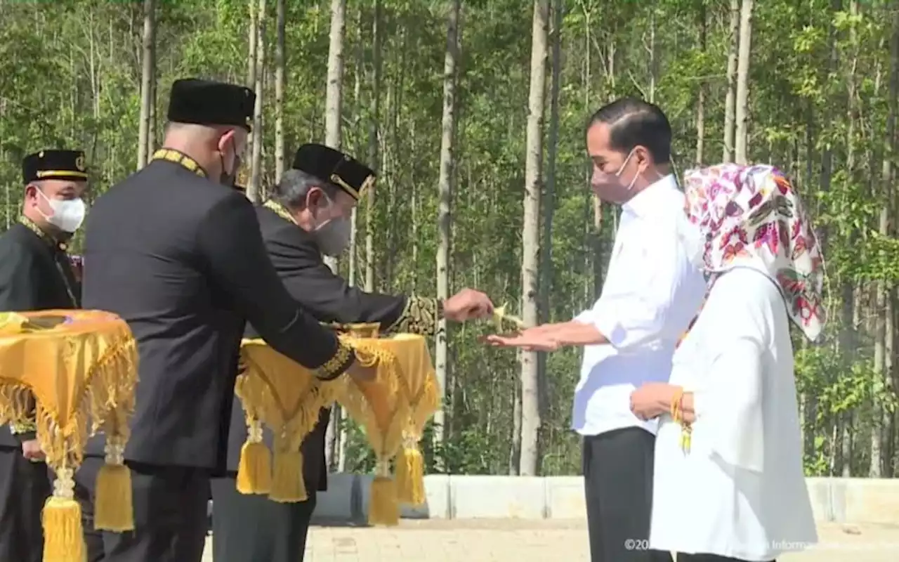 Jokowi Tegaskan Penggunaan APBN untuk Pendanaan Ibu Kota Negara Lewat PP | Kabar24 - Bisnis.com