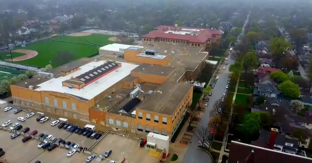 Oak Park and River Forest student brings gun to school after making threat, but gets caught before making it inside