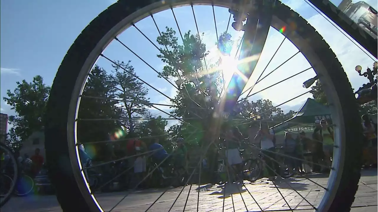 Colorado Students Roll Into Class On National Bike & Roll To School Day