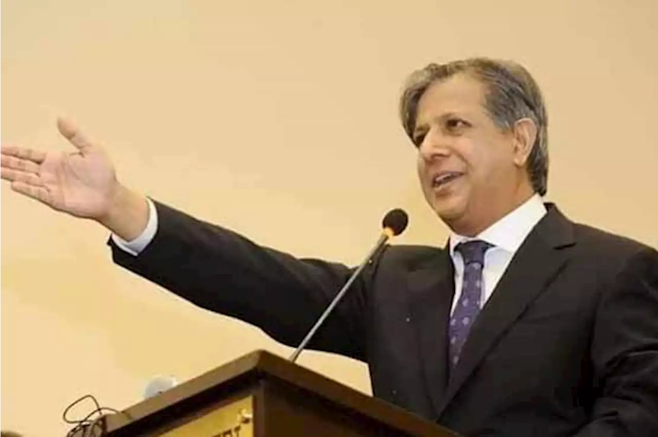 لارجر بنچ بننے کی امید، تاحیات نا اہلی کا معاملہ جلد حل ہوجائے گا: وزیر قانون