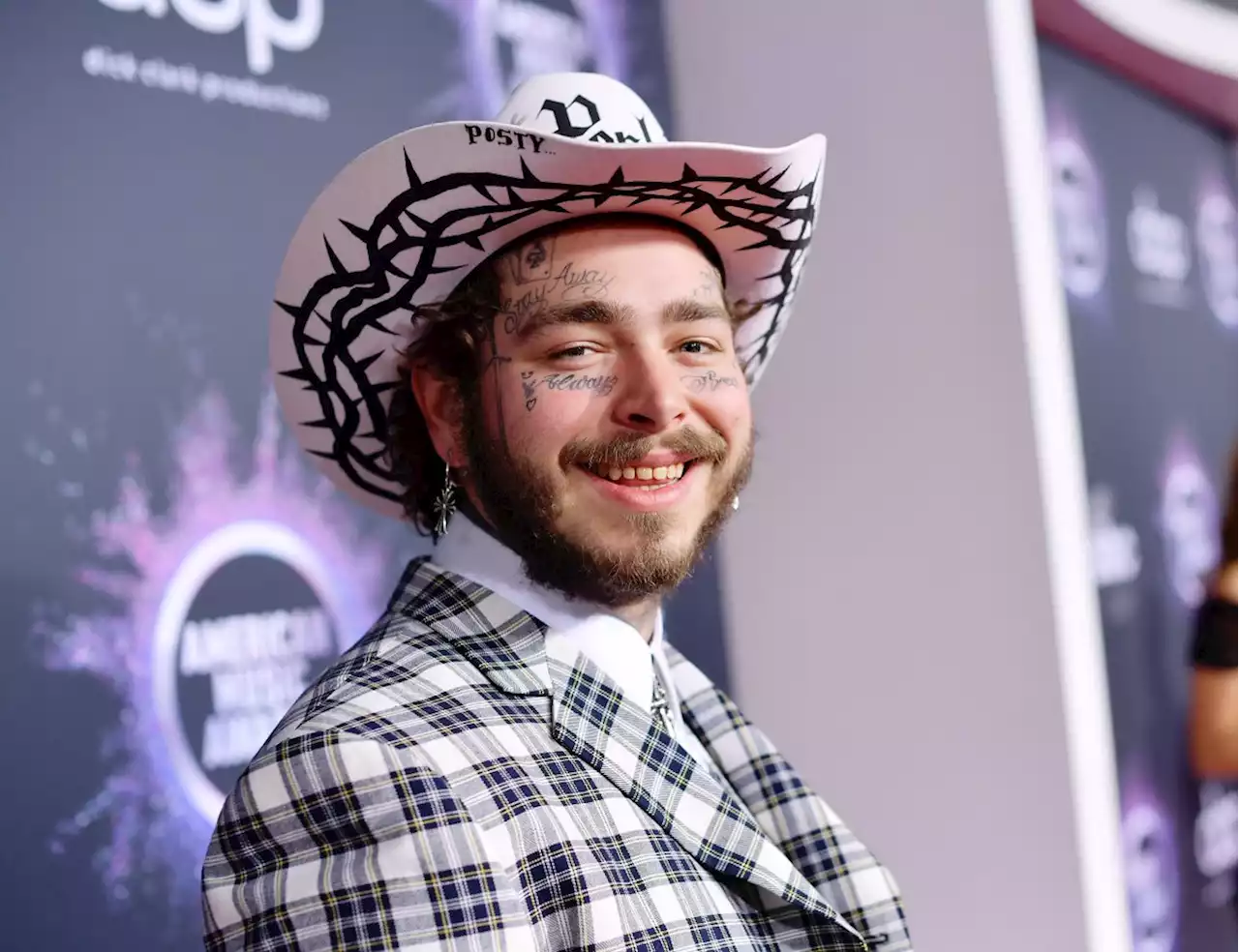 Post Malone and Girlfriend Expecting First Baby - E! Online