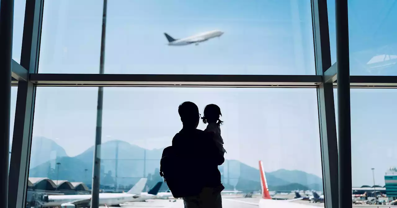 Tráfego aéreo subiu 76% em março