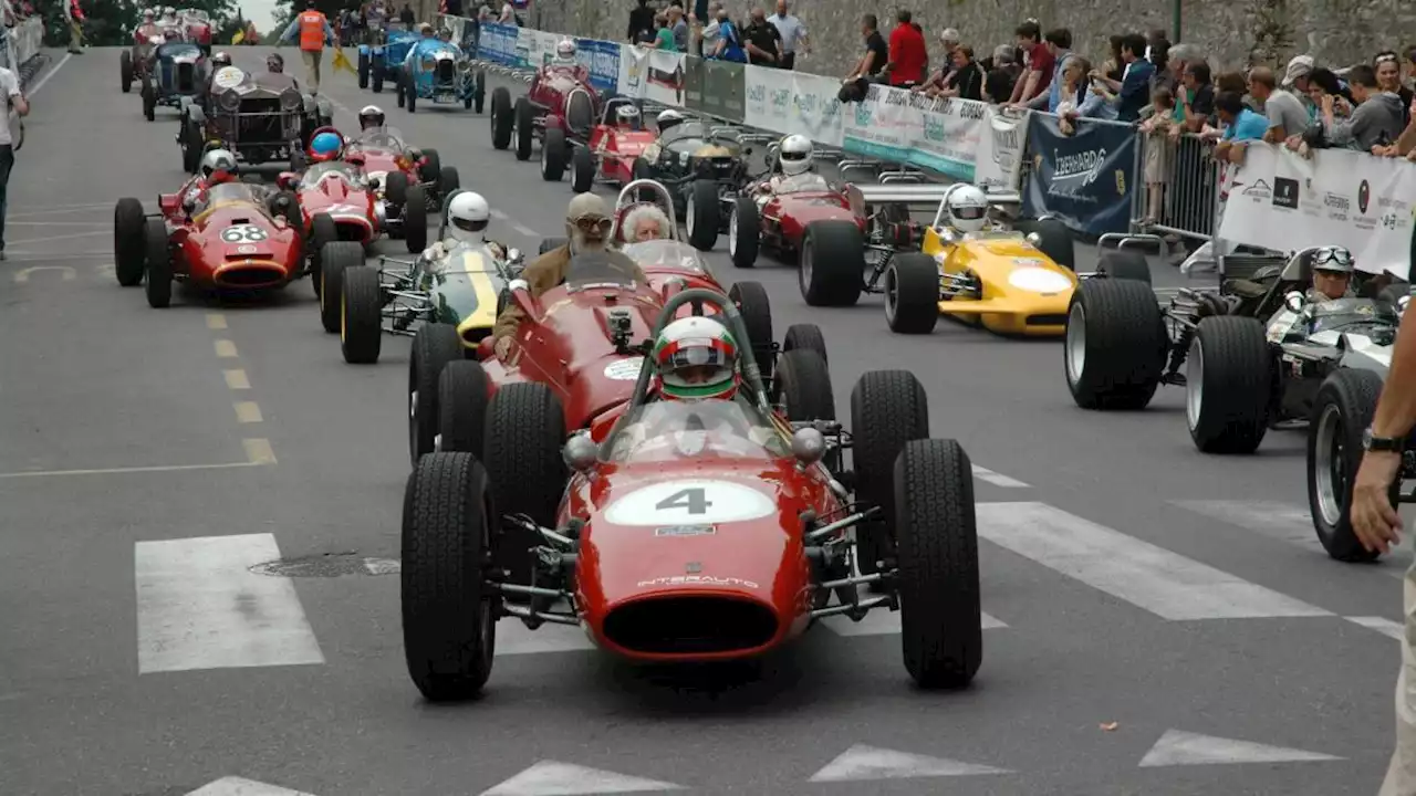 Riecco il Bergamo Historic Gran Prix: show con auto e moto d'epoca