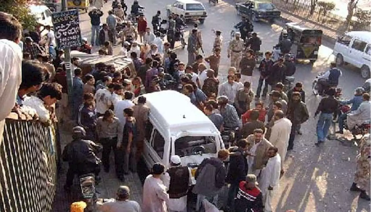 کراچی میں عید کے دو روز میں متعدد ٹریفک حادثات، 14 افراد جاں بحق