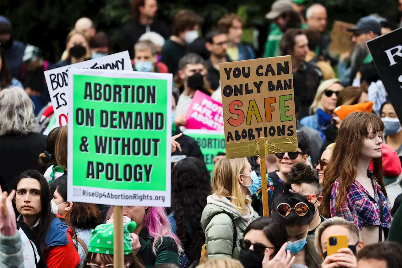 Diritto all'aborto: la Corte Suprema deli Stati Uniti pronta ad abolirlo - iO Donna