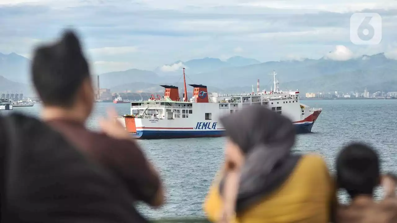 Kapal Tujuan Pulau Pramuka Dievakuasi, Diduga Alami Kerusakan Kemudi