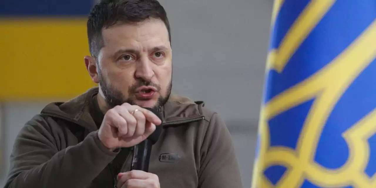 Zelensky: 'Fare di tutto per evacuare Mariupol e Azovstal'