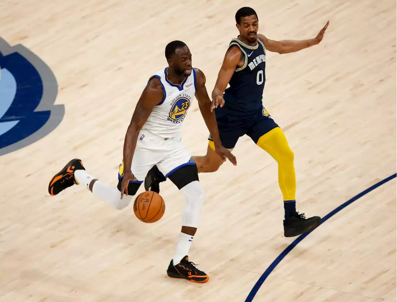 Grizzlies beat Warriors in intense, physical Game 2 to even series