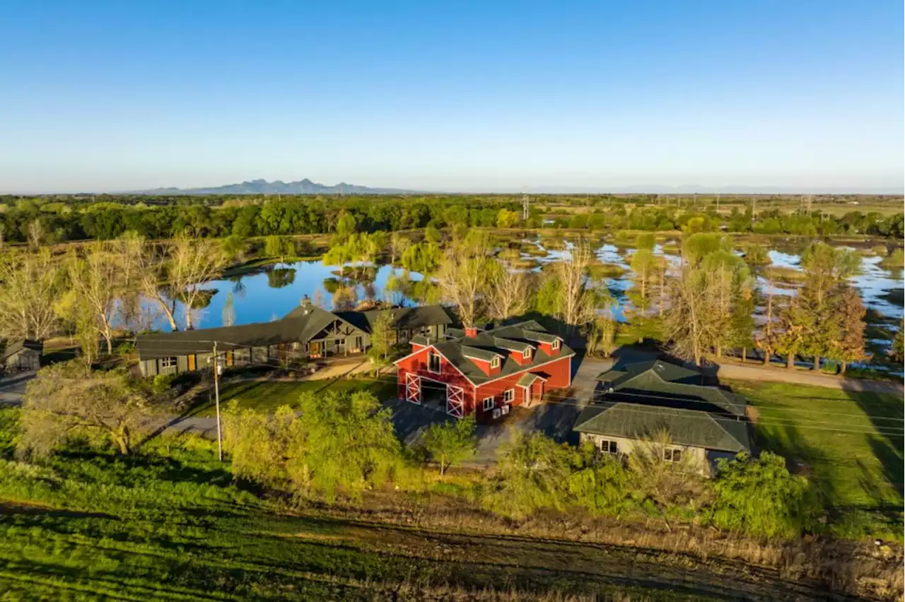 Photos: SF Giants great Buster Posey selling N. Calif. hunting ranch for $3.9 million