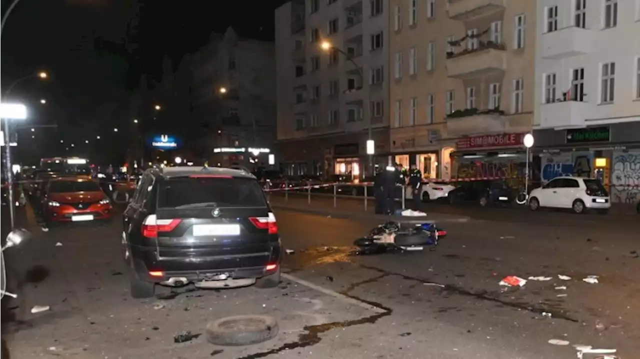 Motorradfahrer stirbt nach Zusammenstoß mit Auto in Neukölln