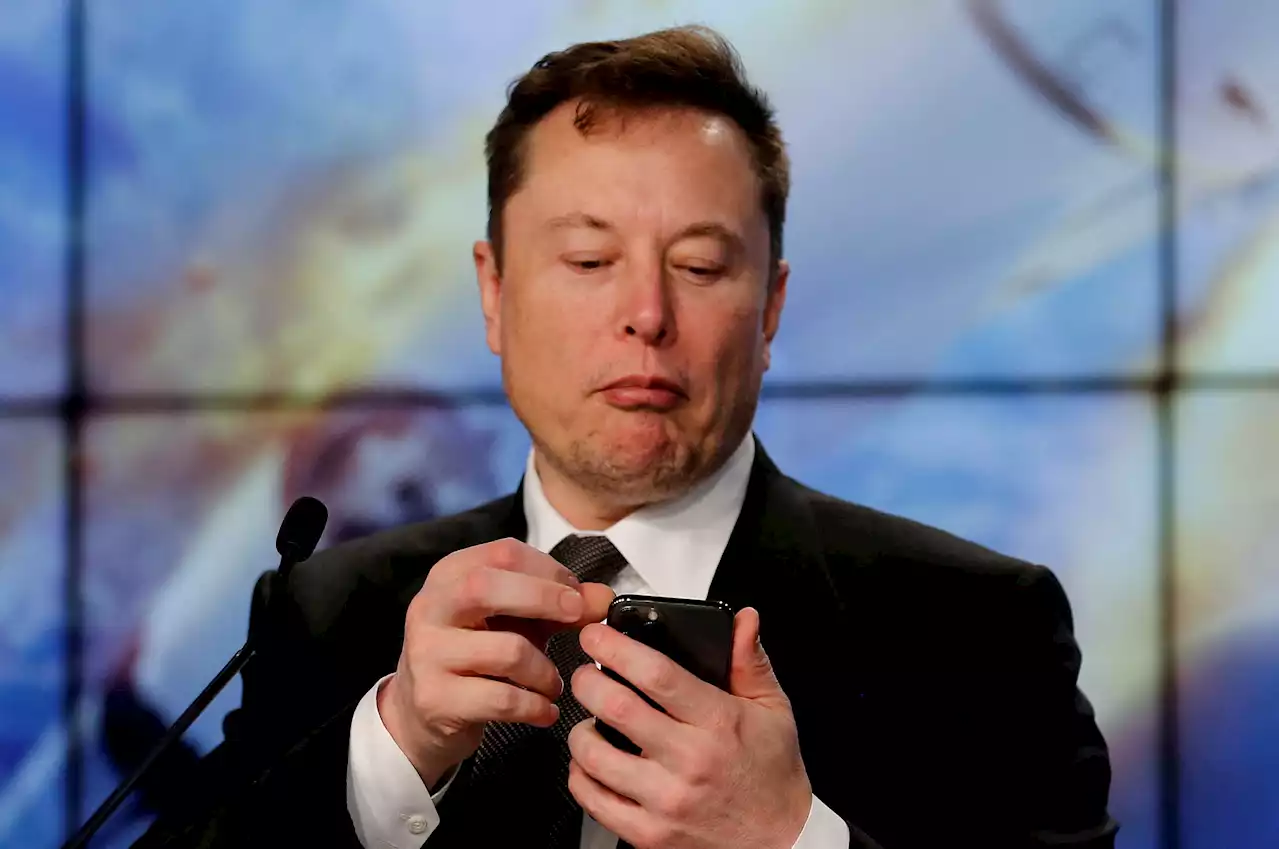 Elon Musk Invited to Discuss $44 Billion Twitter Deal in UK Parliament