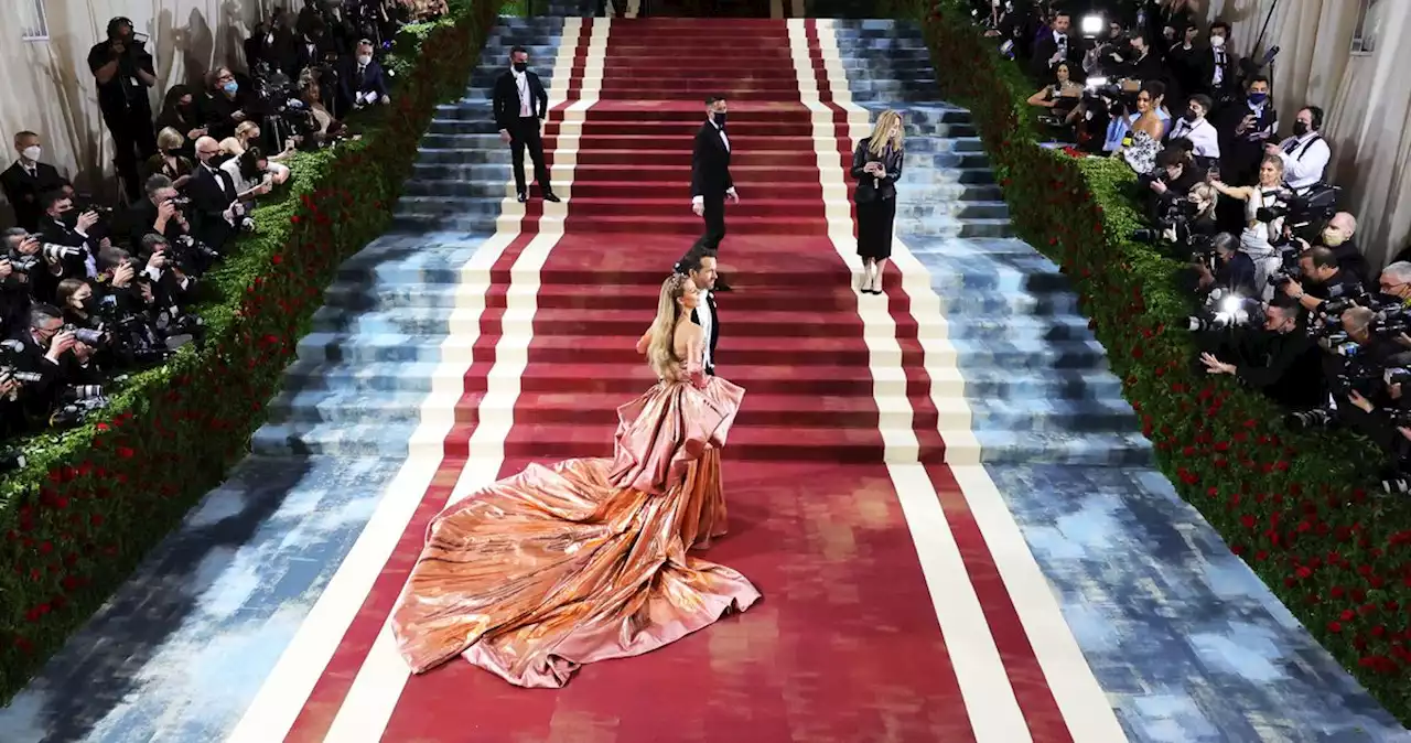 The Untold Story of the Met Gala Red Carpet