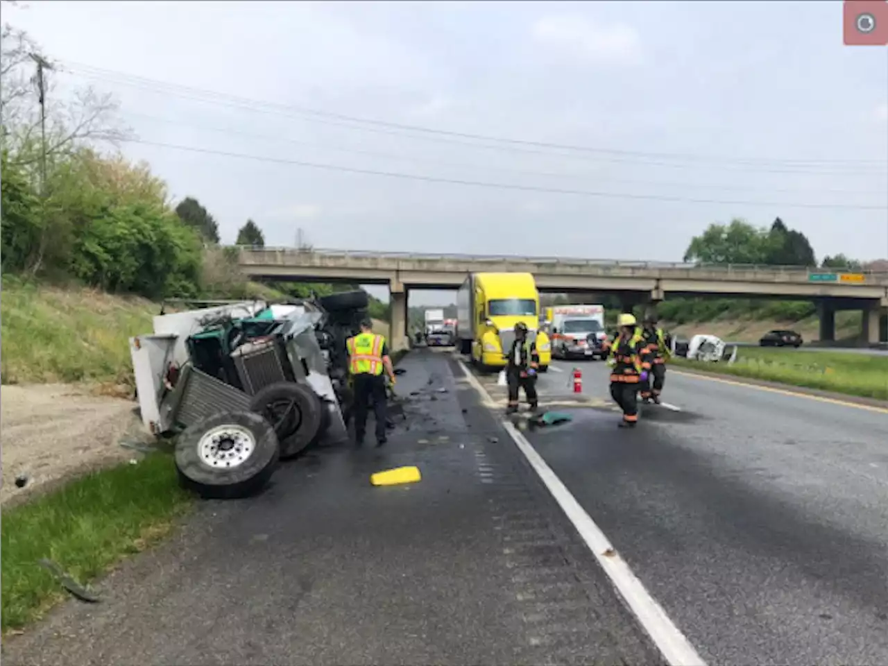 Route 222 reopened after multi-vehicle crash causes fluid spill on road