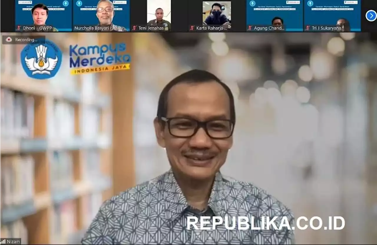 Kemendikbudristek akan Berhentikan Rektor ITK Sebagai |em|Reviewer|/em| Dikti/LPDP |Republika Online