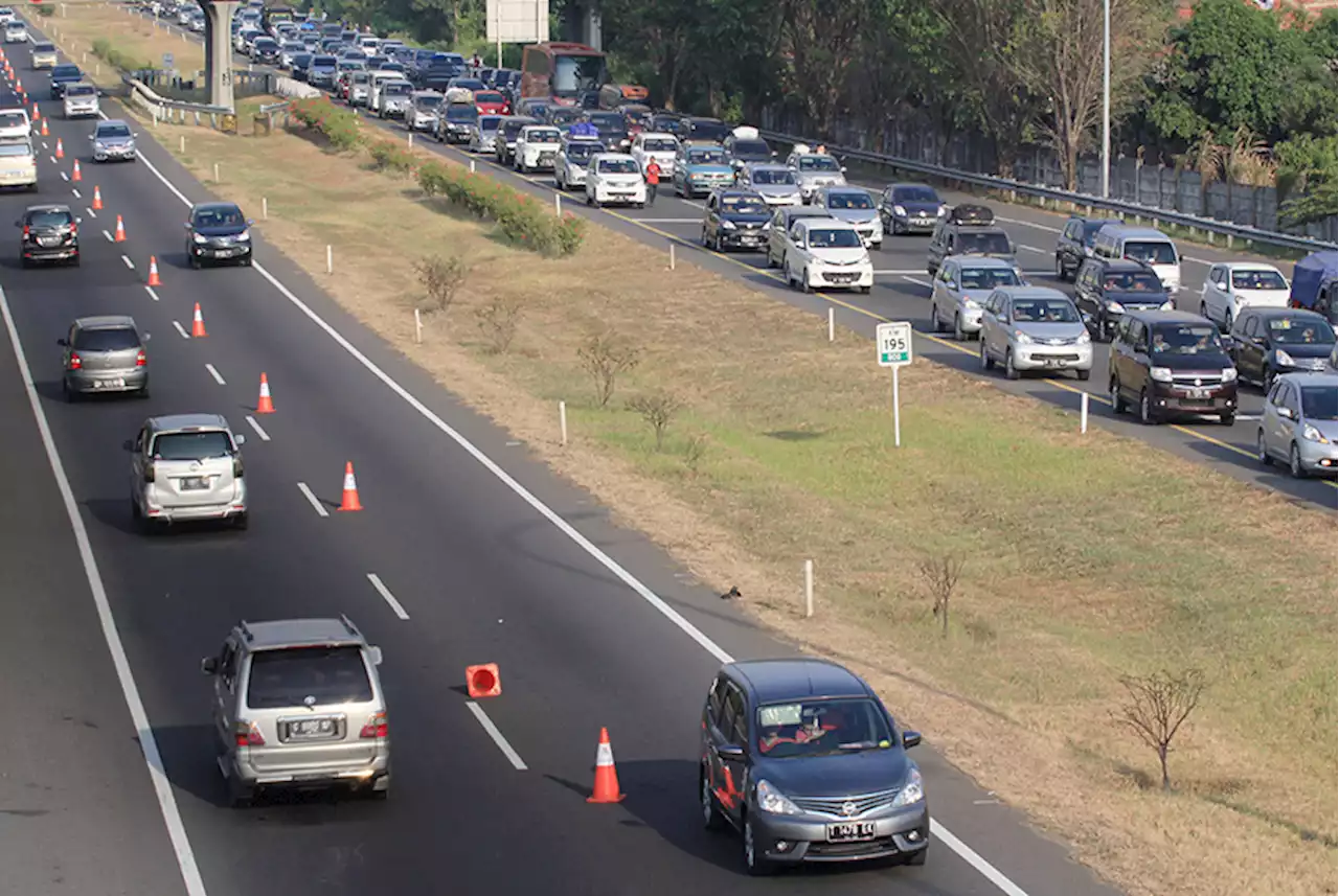 Puncak Arus Balik di Tol Palikanci Diprediksi Terjadi 6-8 Mei 2022 |Republika Online