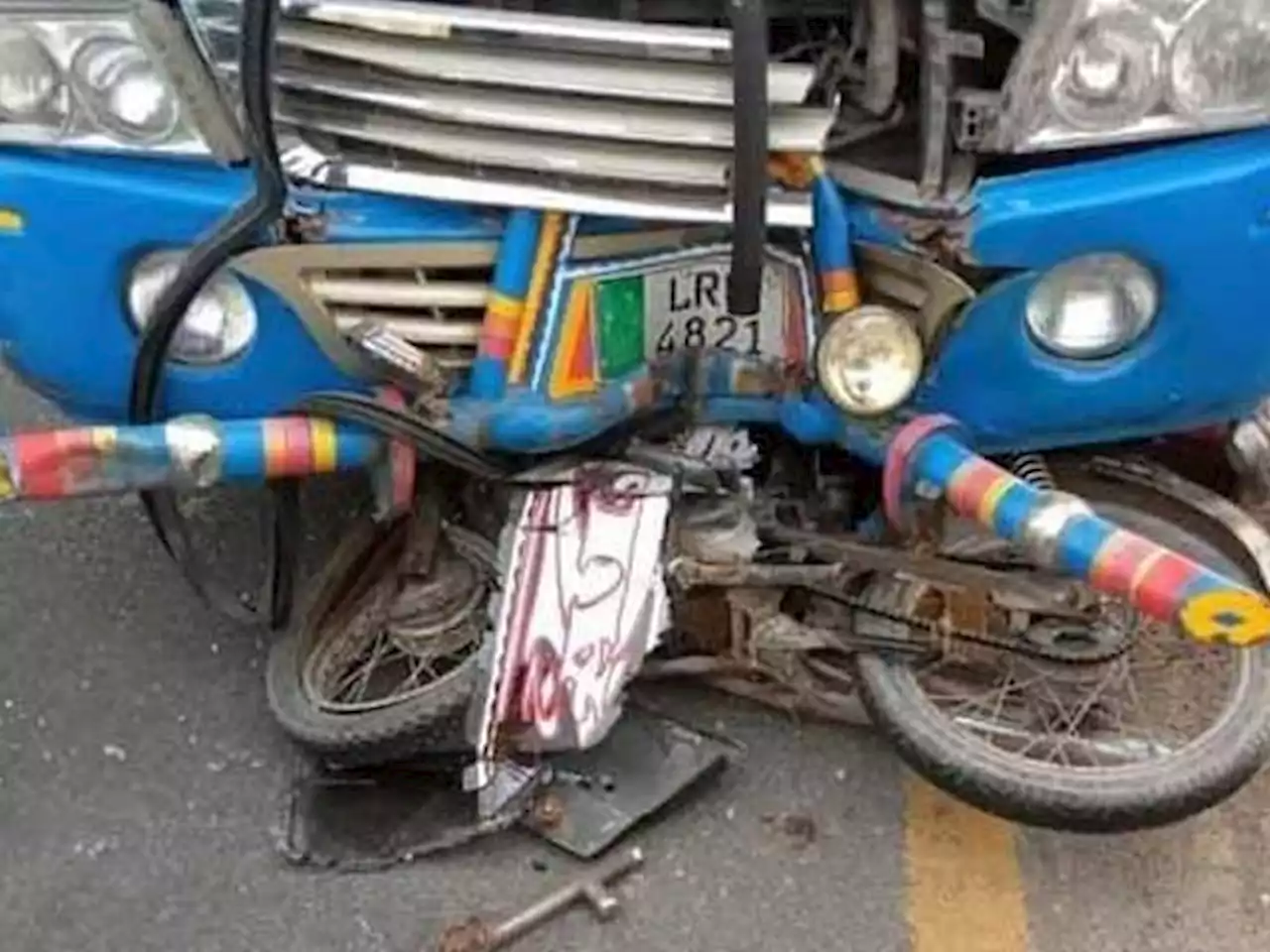 کوٹ رادھا کشن میں حادثے میں 4 کم عمر بہن بھائی جاں بحق - ایکسپریس اردو