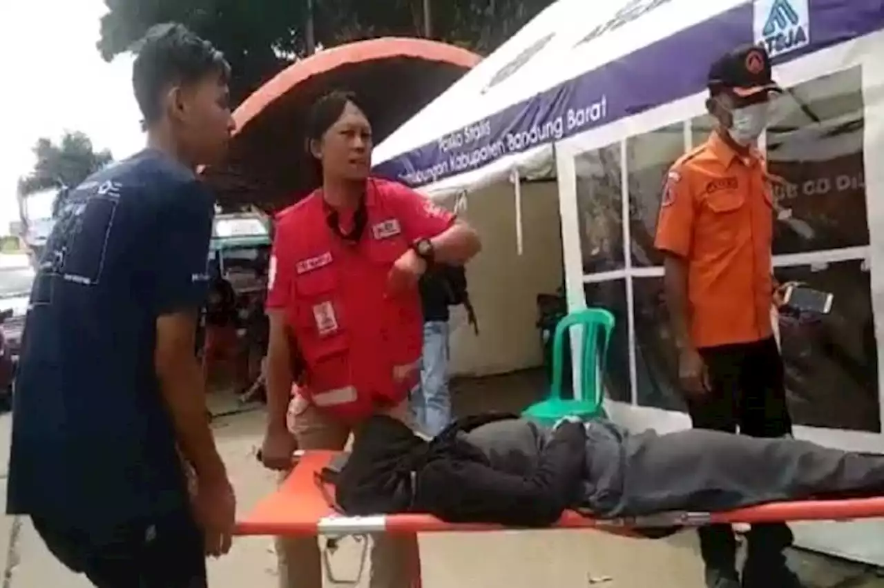 Pemudik dari Cianjur Menuju Garut Pingsan di Dalam Bus Doa Ibu saat Masuk Tol Padalarang