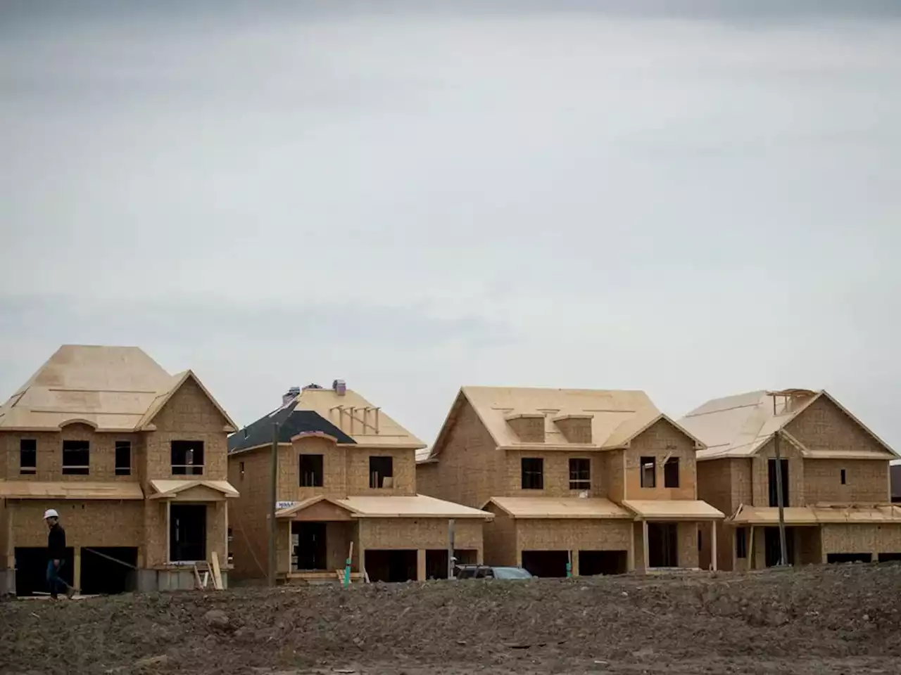 Supply is 'the biggest issue affecting housing affordability' in Canada, CMHC finds