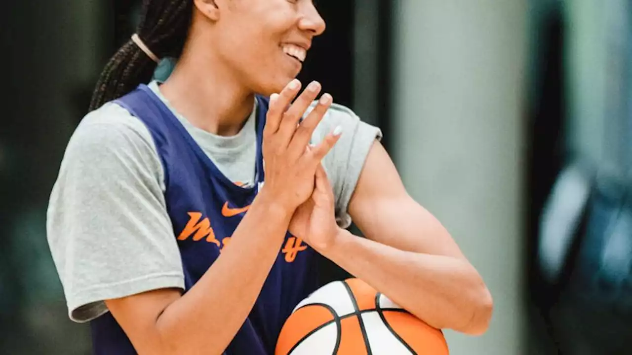 Former UA star Sam Thomas makes Phoenix Mercury roster; season opens Friday