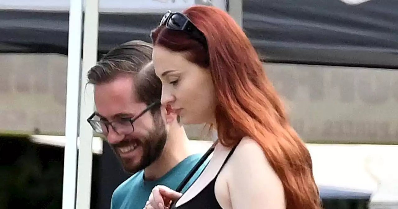 Bump It Up! Sophie Turner Shows Baby Bump Before Met Gala