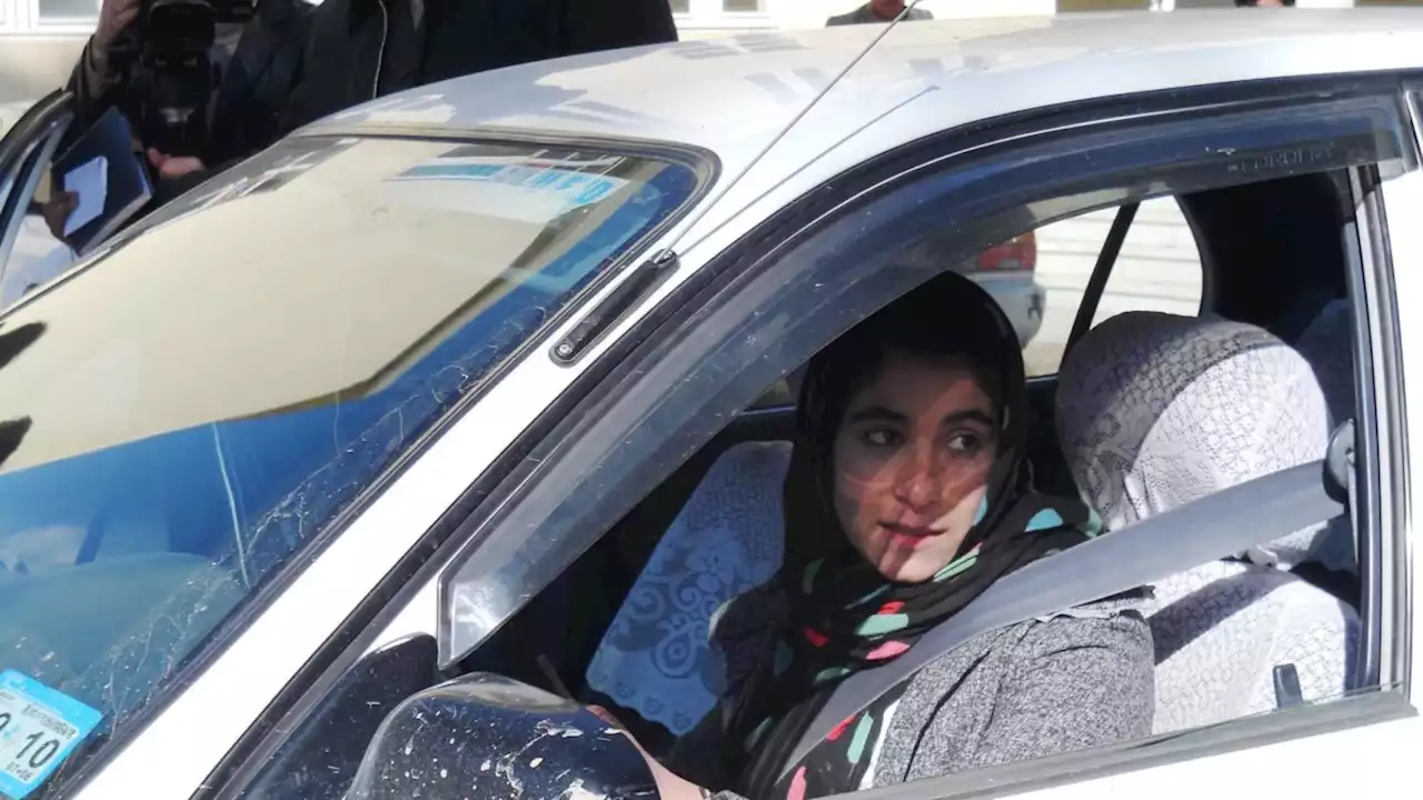 Perempuan Afghanistan Bela Hak untuk Mengemudi di Tengah Larangan Taliban