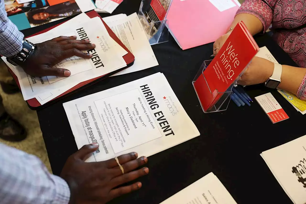 US job openings rose to a record 11.549 million in March