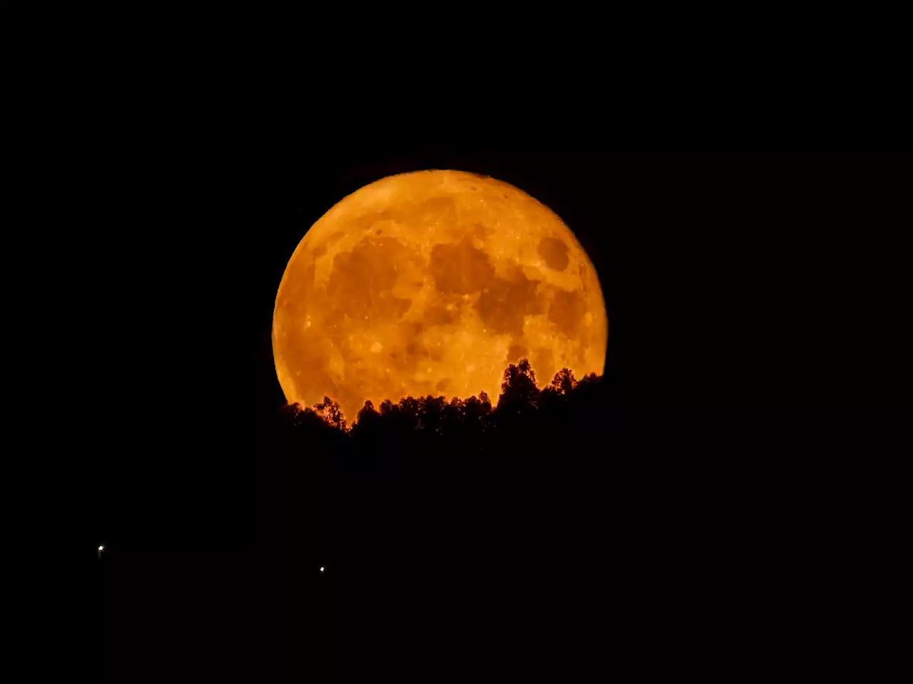 Il 16 maggio arriva la (quasi) SuperLuna, un eclisse totale visibile in tutta Italia - iO Donna