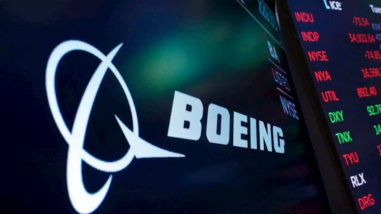 Boeing will move its headquarters to DC area from Chicago