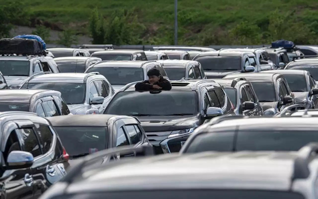 Urai Kemacetan di Jalan Tol dan Pelabuhan Bakauheni, Ini Strategi Polri | Kabar24 - Bisnis.com