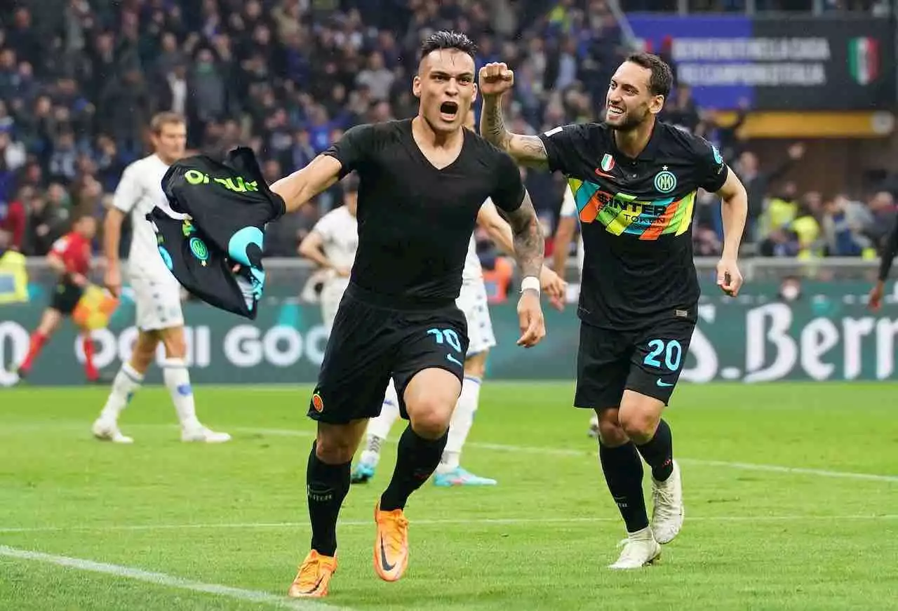 PAGELLE e TABELLINO Inter-Empoli 4-2: cobra Lautaro, Asllani si candida. Horror de Vrij - Calciomercato