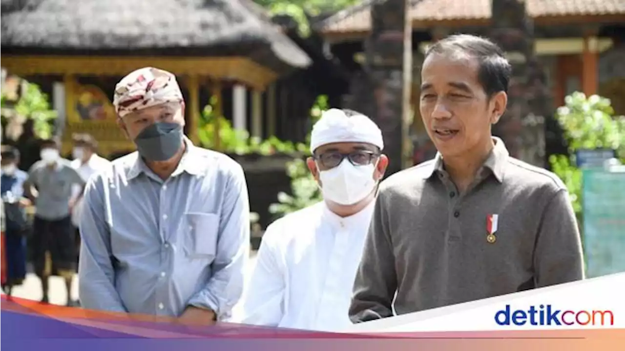 Jokowi Kunjungi Pura Tirta Empul, Dorong Jaga Aset Kebudayaan Negara