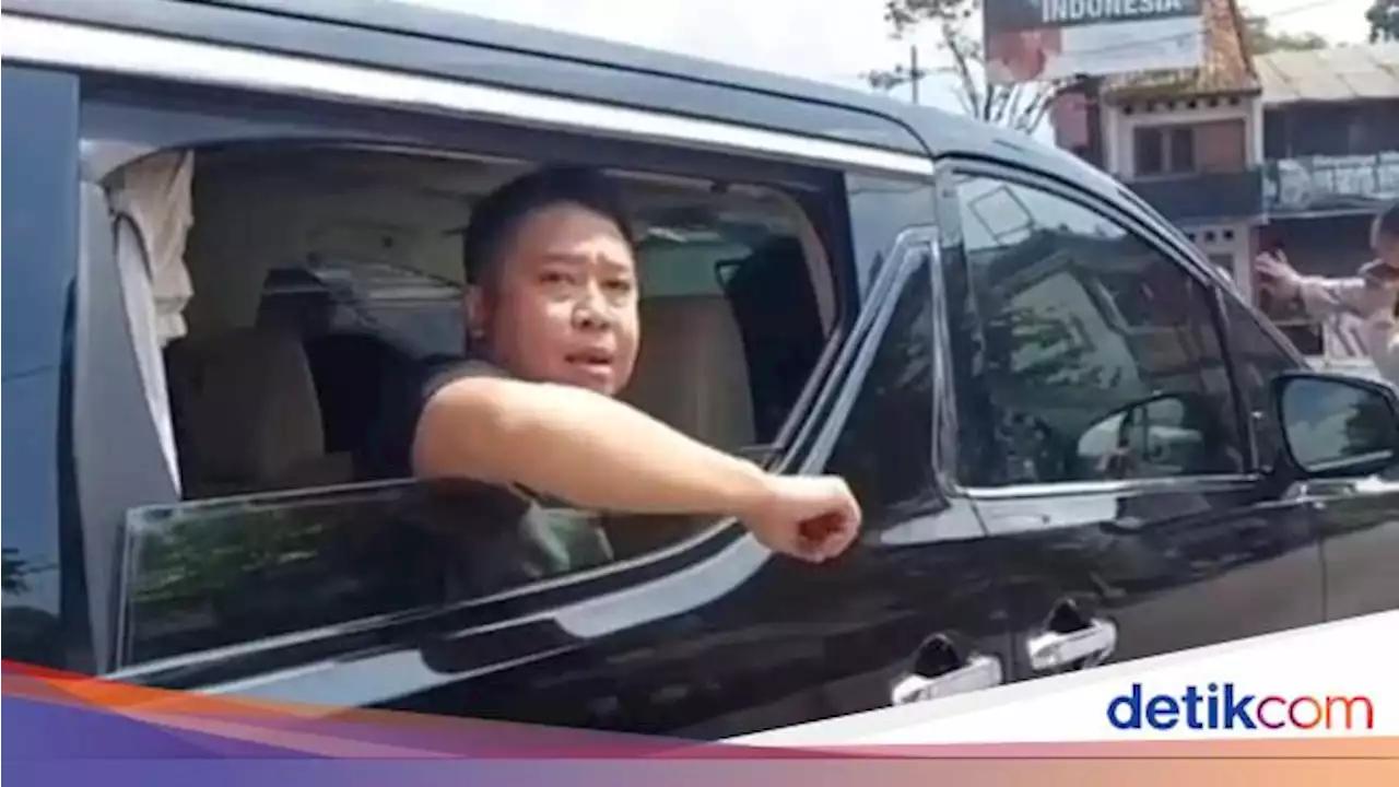 Polda Jabar Prihatin Pria Viral Maki dan Bentak Polisi yang Atur Pengalihan Arus