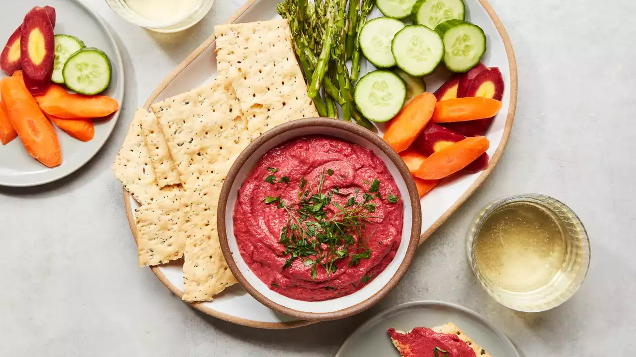 Mutabal Shamandar (Beet-Tahini Dip)