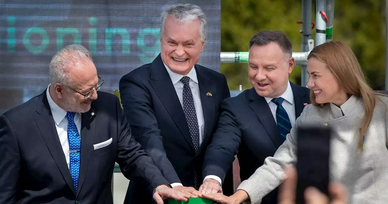 Inaugurato il gasdotto che collega Polonia e Lettonia: 'Risposta al ricatto energetico di Mosca'