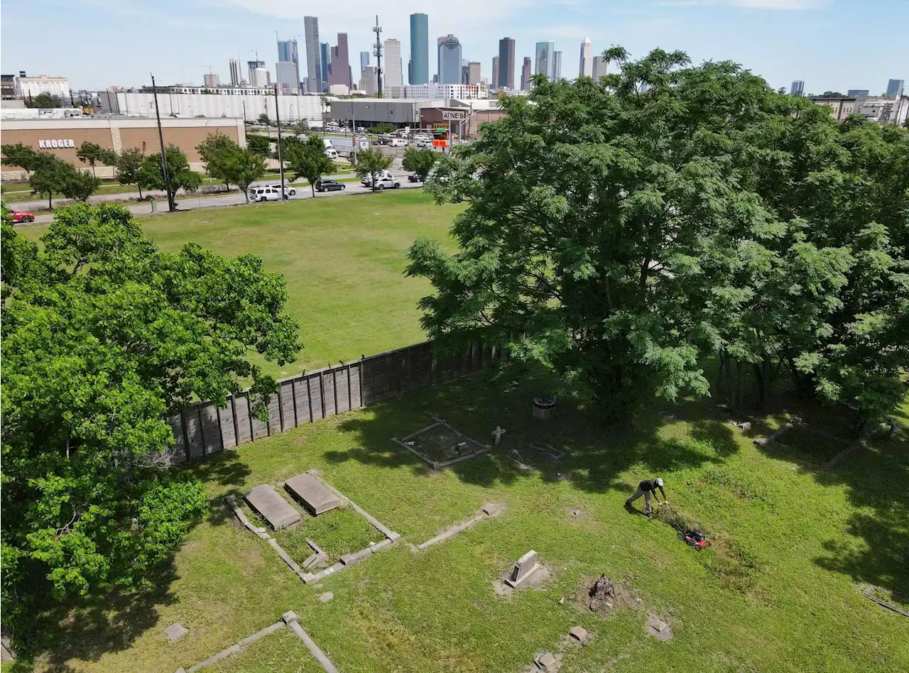 ‘Most endangered’ status could help Olivewood Cemetery raise needed funds