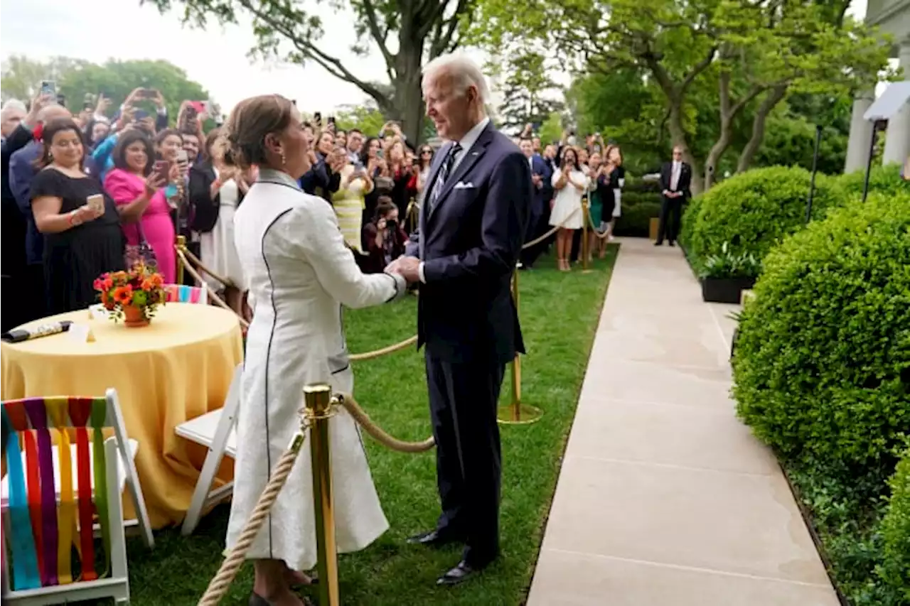 Bidens host Mexico's first lady at Cinco de Mayo celebration