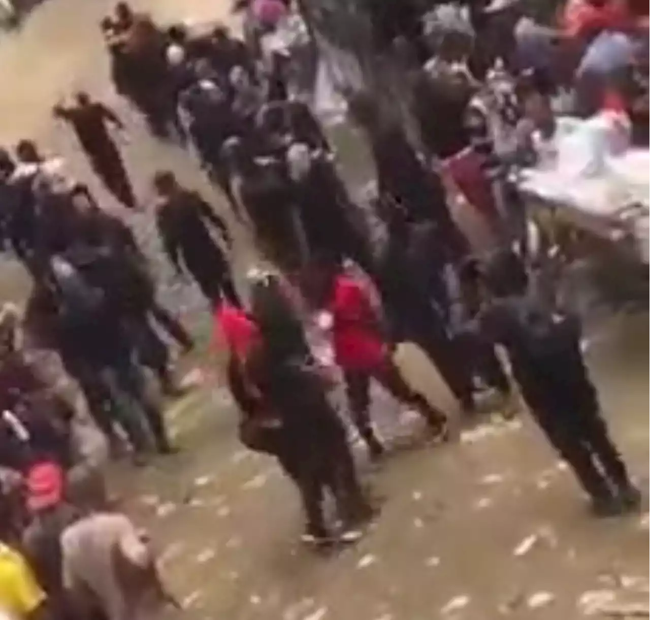 VIDEO: Buhari's Visit: Residents cheer masked gunmen who declared two-day lockdown in South-east