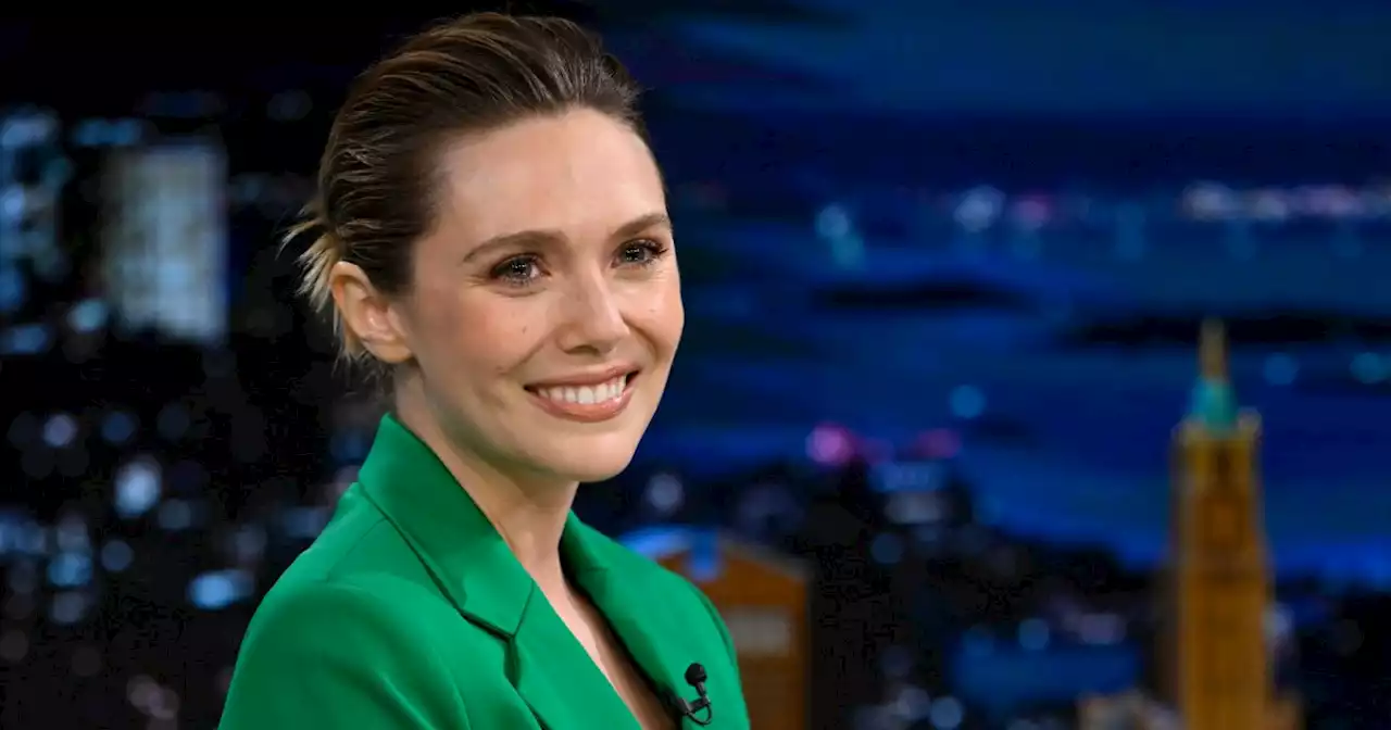 Elizabeth Olsen says sisters Mary-Kate and Ashley 'spoiled' her growing up