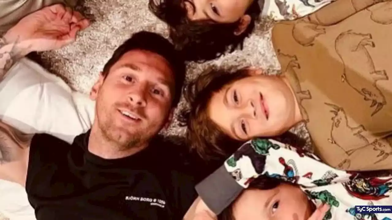 El tierno posteo de Messi junto a Thiago, Mateo y Ciro - TyC Sports