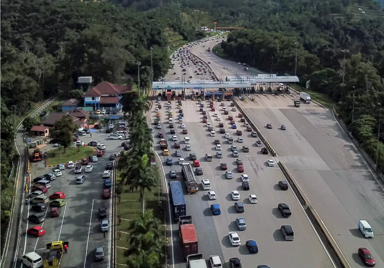 Trafik sesak lebih 16km dari Karak ke KL