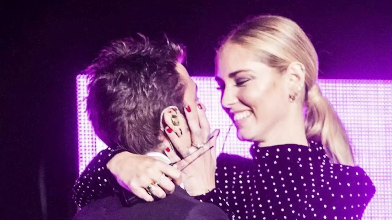 Fedez e la dedica a Chiara Ferragni: «Nulla potrà farci più paura»