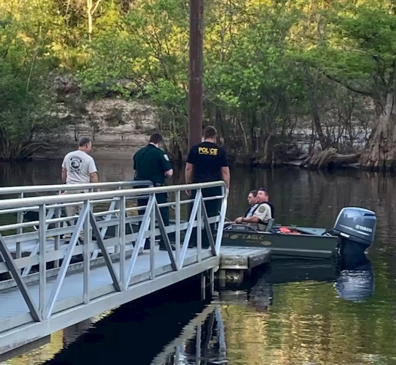 Authorities search for missing swimmer near Trader’s Hill Boat Ramp in Folkston