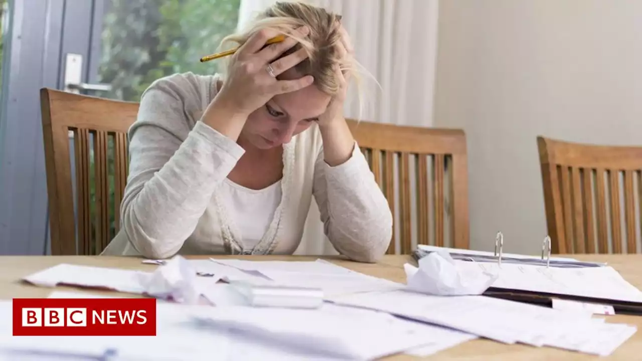 Families face debt squeeze as prices keep rising